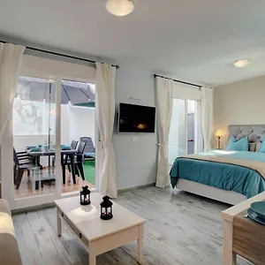 Malaga Lodge Studio , Málaga España